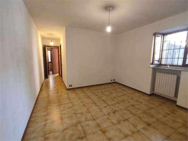 TWO-ROOM APARTMENT IN CENTER