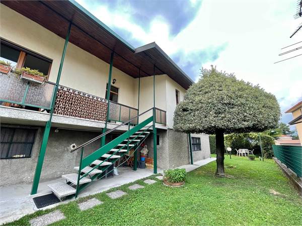 DETACHED VILLA