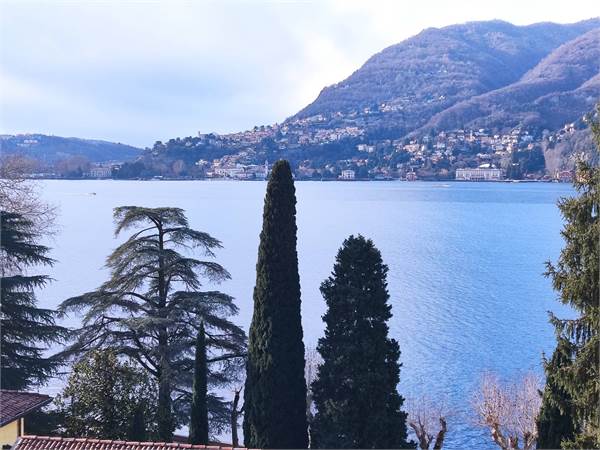 Appartamento in vendita a Blevio