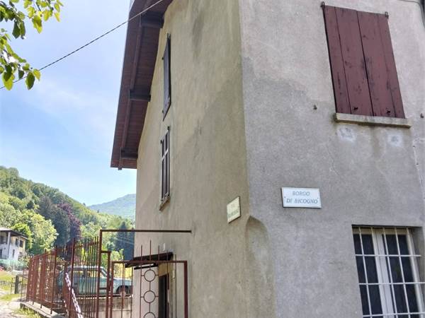 Porzione di Casa in vendita a Faggeto Lario