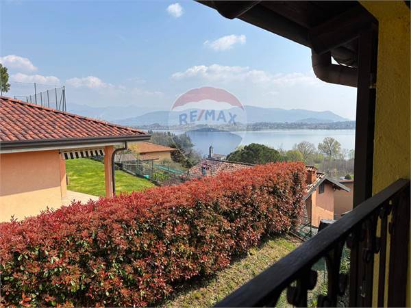 Appartamento in vendita a Eupilio
